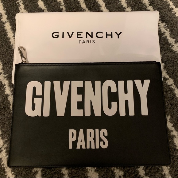 Authentic Givenchy Logo Clutch - Picture 2 of 8
